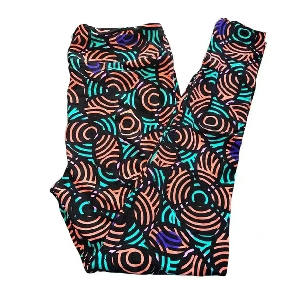 Lularoe TC black graphic leggings . OG designer Patrick quality & fit . - Picture 2 of 5